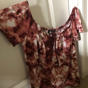 Maroon and white off the shoulder tee
